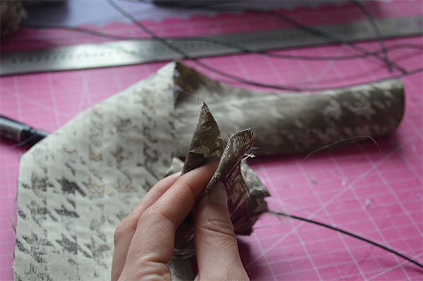 DIY-Fabric-Rose-fold-ends-into-points