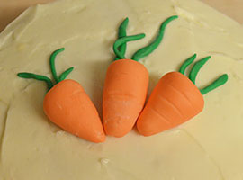 How to decorate a Carrot Cake recipe