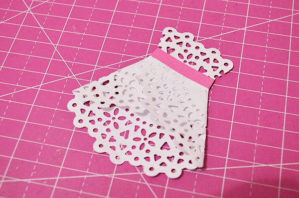 Things-to-Do-with-Doilies---Paper-Doily-Dress